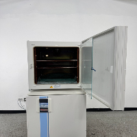 Thermo Scientific Heracell 240i Doublestack CO2 Incubator image 3